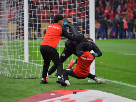 (VIDEO) Ima još skandaloznih detalja iz Rabata: Klinci vukli i obarali rezervnog golmana Senegala