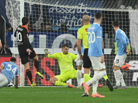 (VIDEO) Fenomenalni Komo na krilima Nika Paza slavio u Rimu: Lacio razbijen na "Olimpiku"