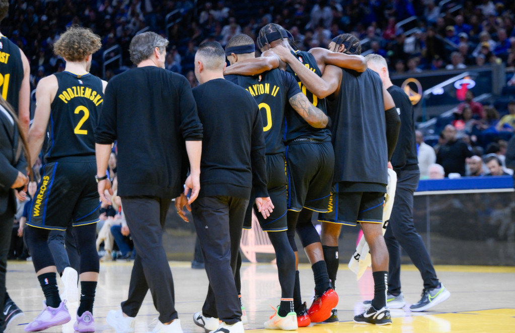 Džimi Batler sa saigračima