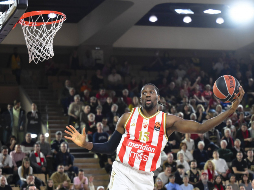 Ebuka Izundu, košarkaš Crvene zvezde