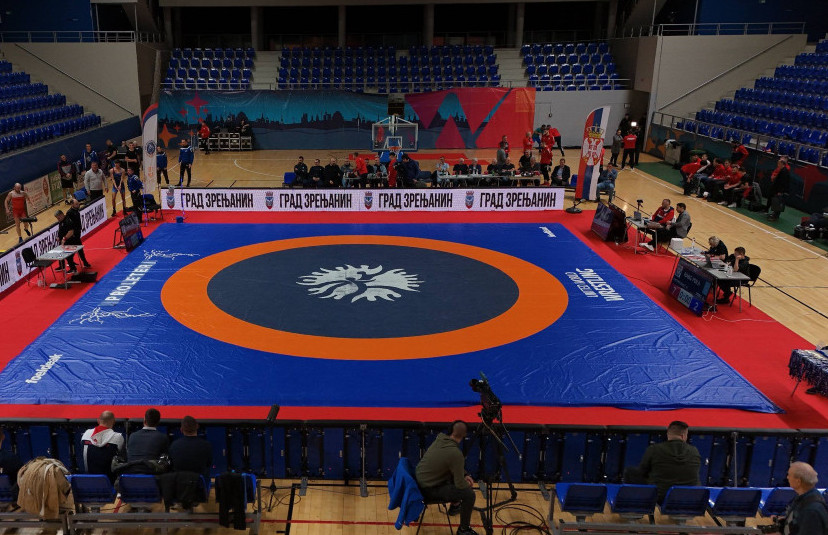 Rvanje sve više privlači i dame