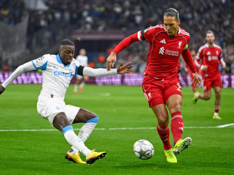 (UŽIVO/VIDEO) UEFA Liga šampiona, sedmo kolo: Ludilo u Pragu, već četiri gola, Njukasl udvostručio prednost