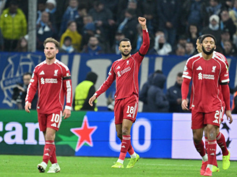 (VIDEO) UEFA Liga šampiona, sedmo kolo: Liverpul ubedljiv na Velodromu, Čelsi u finišu savladao Pafos