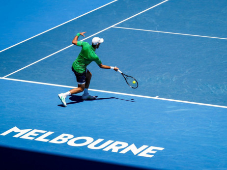 Raspoloženi Novak posle nove pobede pričao o: Domaćim zadacima sina, drvetu smokve u Melburnu...