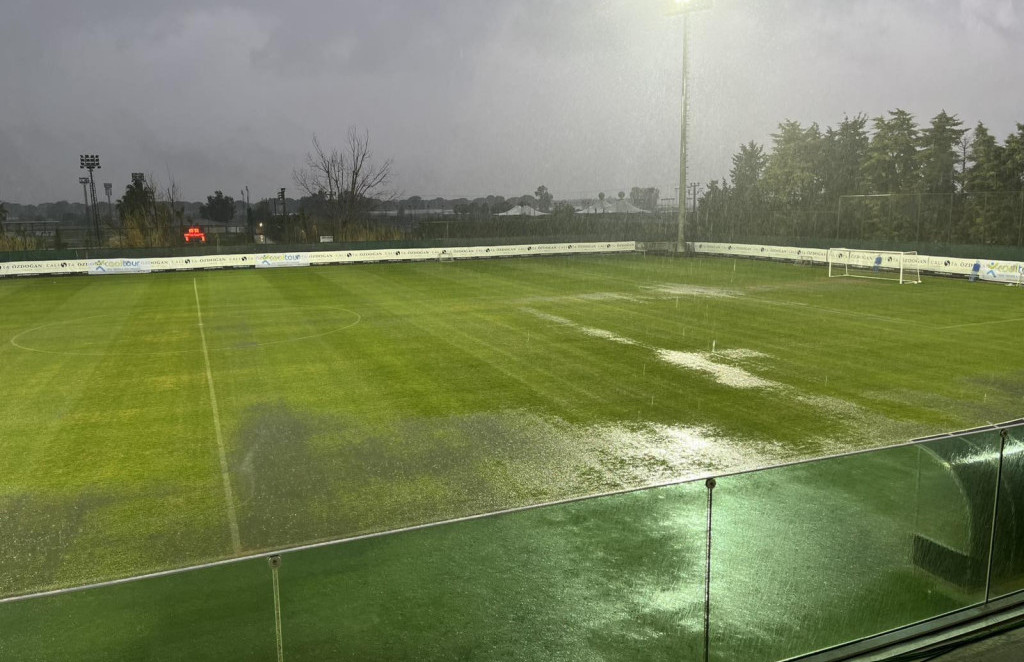 Stanje trena na kojem je trebalo da se igra meč