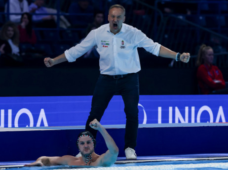 Mađarska čeka Srbiju ili Italiju u finalu vaterpolo šampionata Evrope! Grčka igra za bronzu