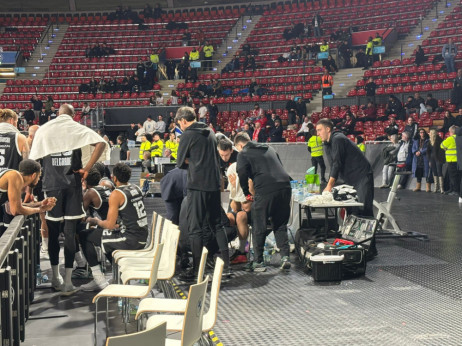 (VIDEO) Povreda Vanje Marinkovića: Kapiten Partizana otišao u svlačionicu