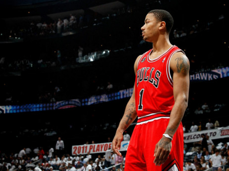 Noć za istoriju: Bulsi povlače dres Derika Rouza