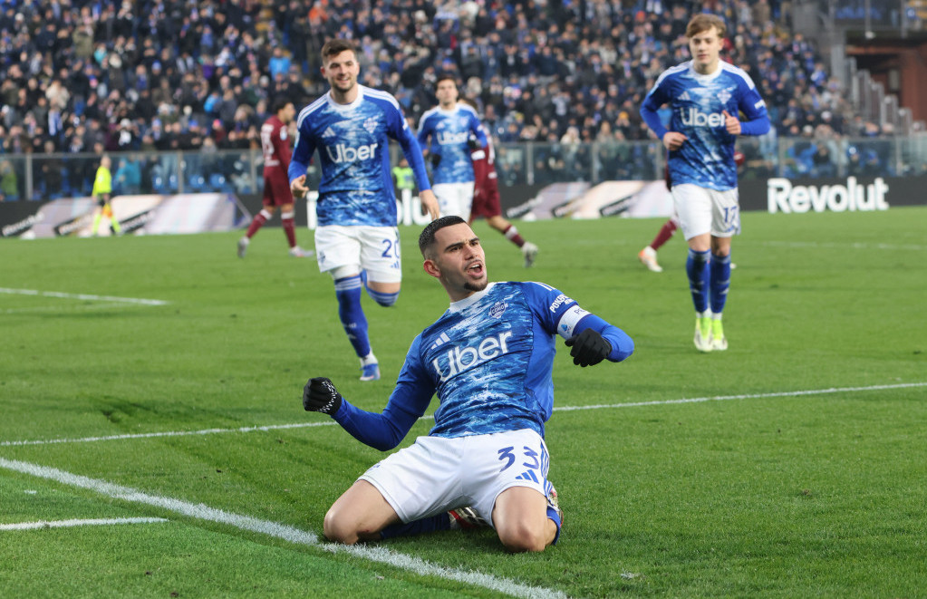 Lukas Da Kunja, ofanzivac Koma