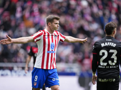 Kad je aut pola gola: Atletiko i dalje juri Barselonu i Real