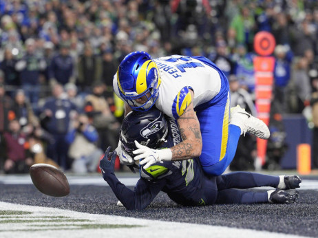 Nju Ingland Petriotsa i Sijetl Sihoksa u Santa Klari na Superboulu