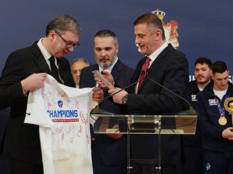 Aleksandar Vučić sa vaterpolistima: Hvala vam za svu radost, borbenost i ljubav prema Srbiji