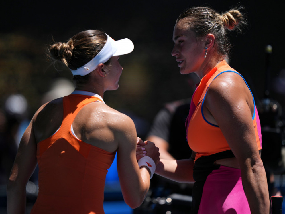 Iva Jović i Arina Sabalenka