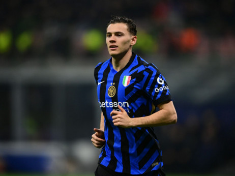 Inter se odrekao Aslanija: Bešiktaš preuzima vezistu do kraja sezone