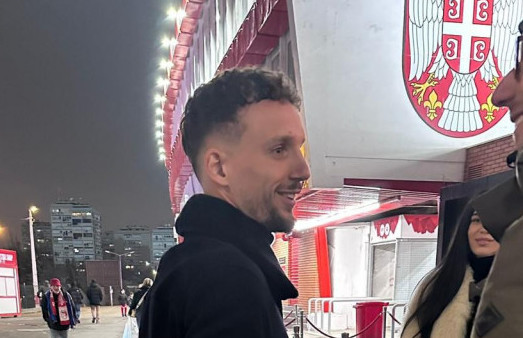 Strahinja Eraković na Marakani bodrio Zvezdu