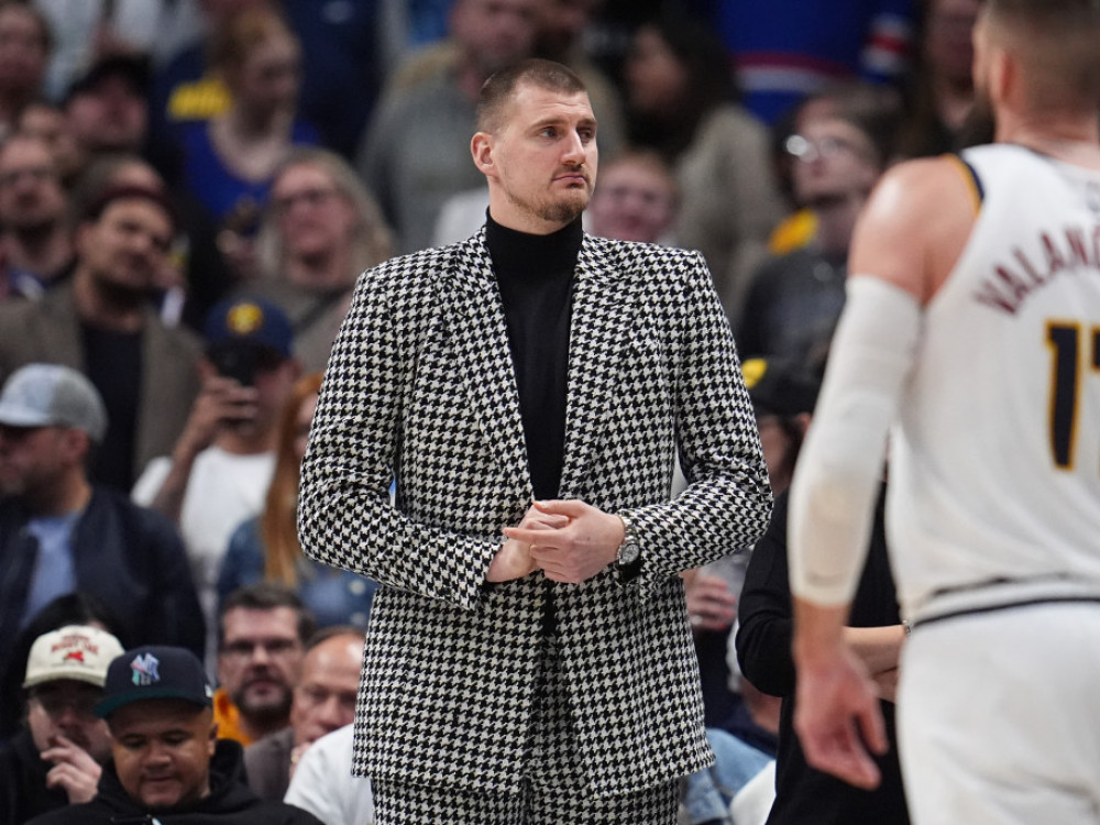 Nikola Jokić,košarkaš Denvera, u civilu