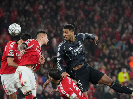 Žreb osmine finala Lige šampiona: Murinjo ponovo mora sa Real Madridom