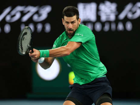 (UŽIVO, FOTO, VIDEO) Đoković - Siner (1:1): Bitka za finale AO, izjednačenje u setovima!