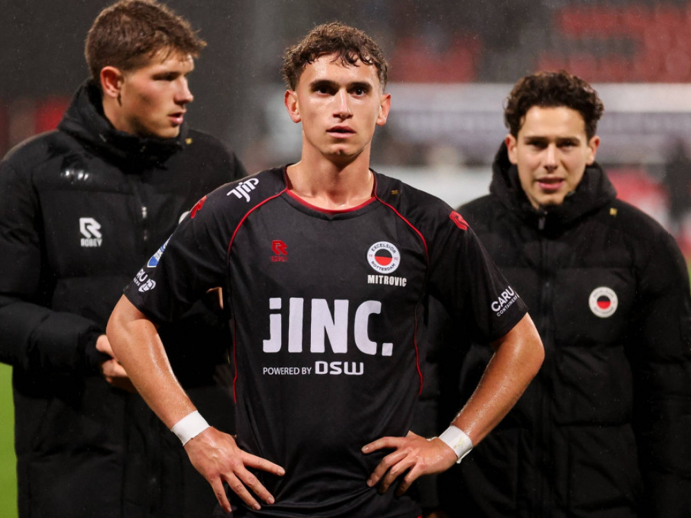 Stefan Mitrović zamenio je Holandiju za Grčku