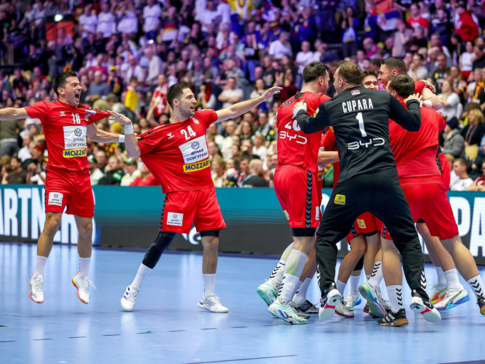 Rukometaši Srbije i Raul Gonzales