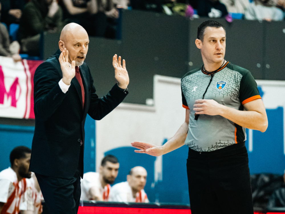 Saša Obradović na meču sa Megom