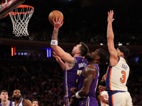 (VIDEO) Niksi srušili Lejkerse u Medisonu, Dončić blistao, jubilej Lebrona Džejmsa u senci poraza