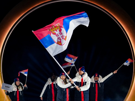 Na svečanoj ceremoniji otvaranja Zimskih olimpijskih igara prodefilovao i srpski tim