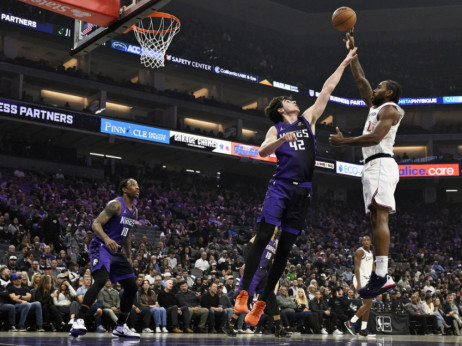 Sve je u rukama Kavaja: Desetkovani Klipersi savladali Sakramento