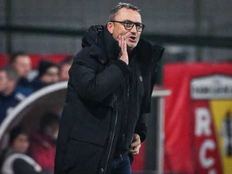 Frank Ez glavni kandidat za trenera Rena