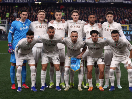 Komo na najvećem ispitu u Kupu Italije: Fabregasov tim izaziva moćni Napoli