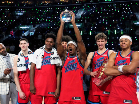 (VIDEO) Tim Vinsa Kartera osvojio turnir zvezda u usponu na NBA Ol-staru u Los Anđelesu