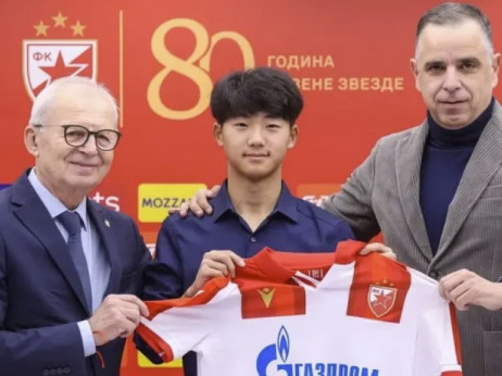 Prvi Kinez u istoriji Crvene zvezde: Borba za profesionalni ugovor kreće iz kadeta