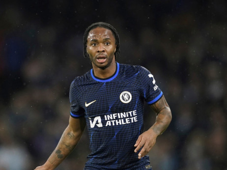 Muke po Sterlingu: Bez radne dozvole ne može ni da trenira