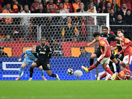 (UŽIVO/VIDEO) UEFA Liga šampiona Galatasaraj - Juventus (4:2): Potop tima iz Torina, Lang ponovo trese mrežu