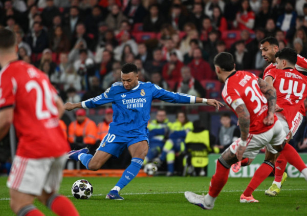 Panika u Realu: Mbape nije završio trening pred revanš sa Benfikom