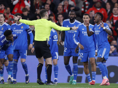 (UŽIVO/VIDEO) UEFA Liga šampiona Benfika - Real Madrid (0:1): Vinisijus se vratio na teren, igra je nastavljena, PSŽ vodi u Monaku