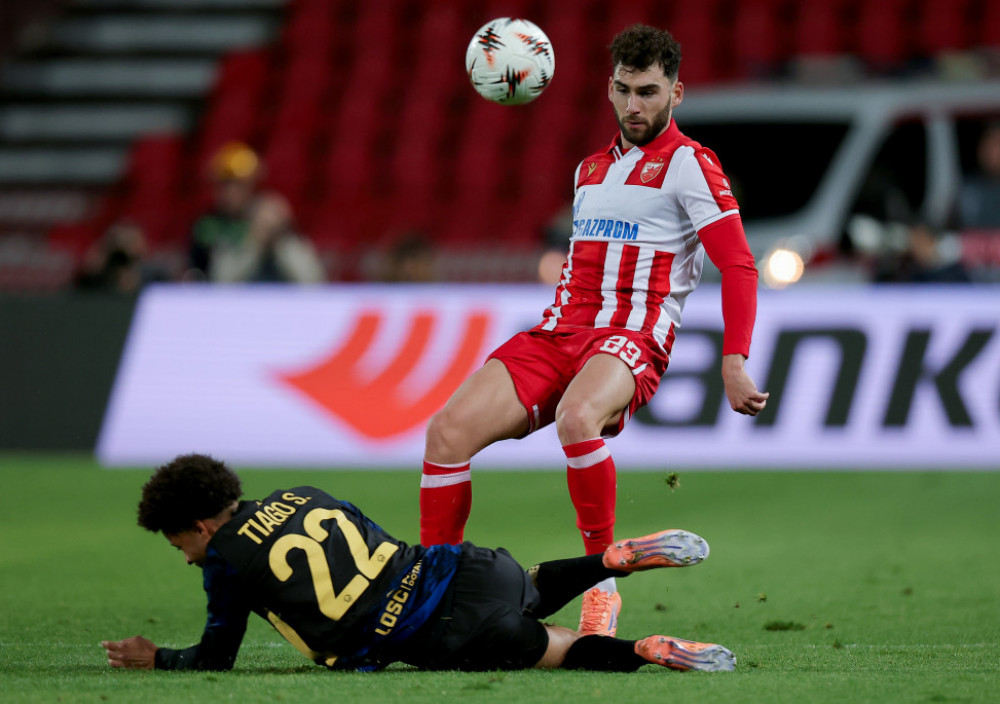 Fudbaleri Crvene zvezde i Lila