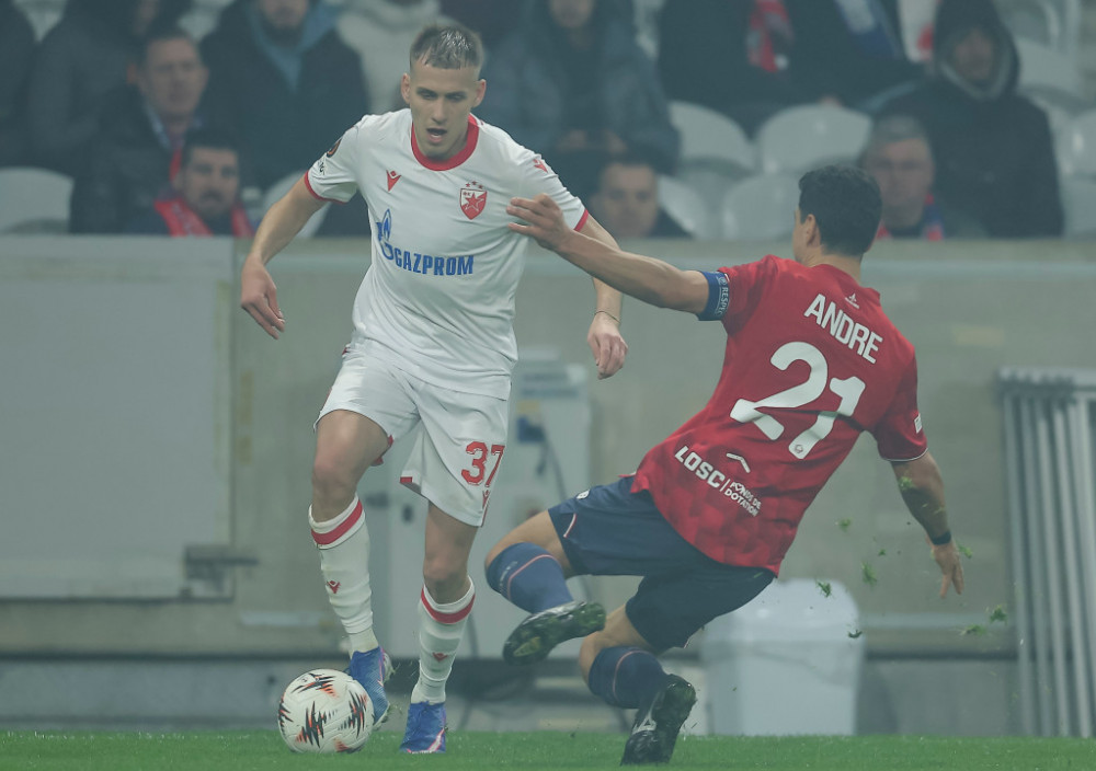 Vladimir Lučić, fudbaler Zvezde