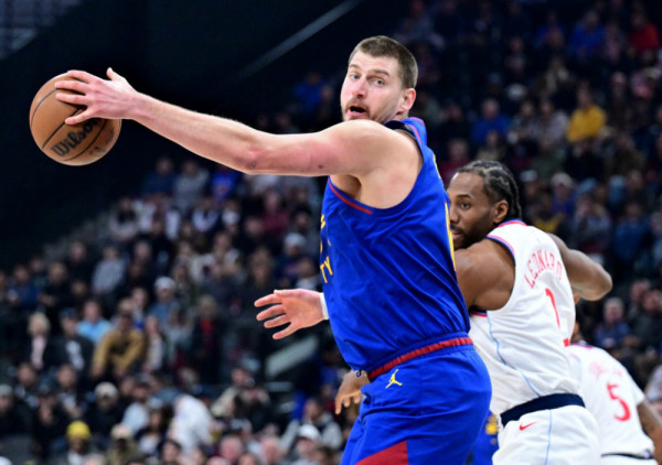 (VIDEO) Nikola Jokić blistao, Denver poklekao u poslednjoj sekundi protiv Klipersa