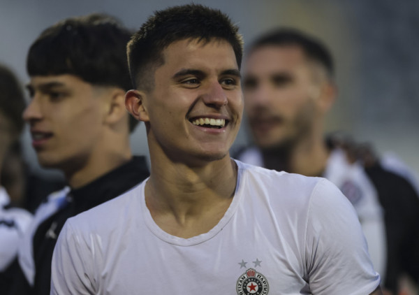 Dragojević pozvao navijače na stadion: Neka oderu glasne žice, mi ćemo izginuti za grb