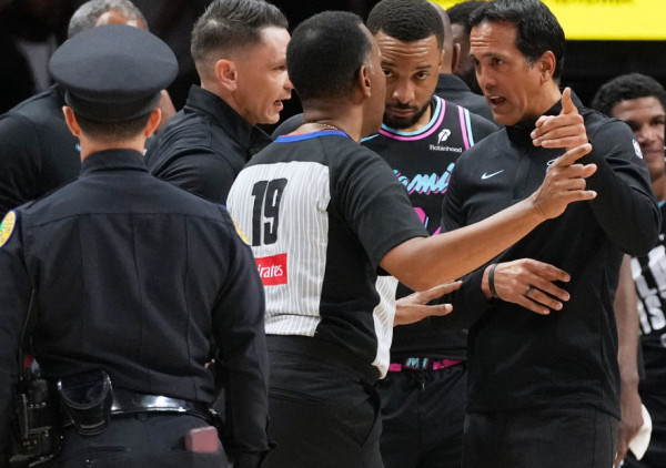 Pesničenje na NBA parketu: Majami slavio, Pipen i Gardner u klinču, a potom poslati u svlačionicu