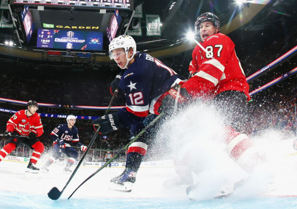 Spektakl na ledu: Hokejaši SAD i Kanade u borbi za olimpijsko zlato