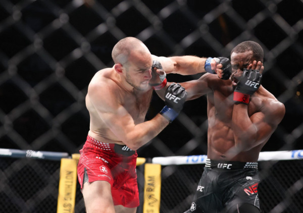 "Razgovarao sam sa Trampom, Srbijo, DOLAZIMO!" Poruka je Uroš Medić posle spektakularnog nokauta u UFC