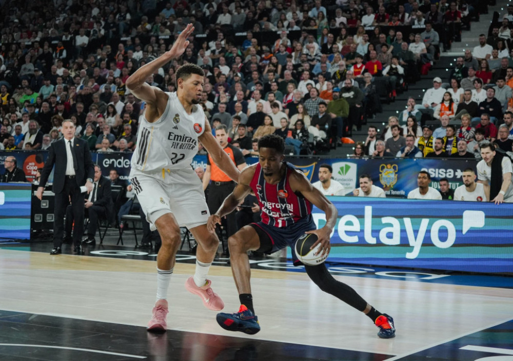 Košarkaši Reala i Baskonije u duelu