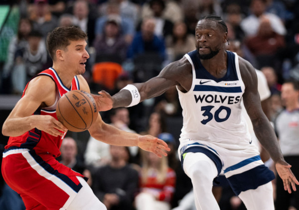 (VIDEO) Bogdan Bogdanović ponovo igra za Kliperse: Kapiten Srbije proveo 17 minuta na parketu