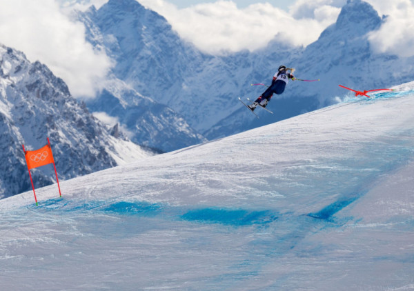 Lindzi Von, kroz zahvalnicu spasiocima u belim mantilima, objavila kraj karijere: Poslednji put...