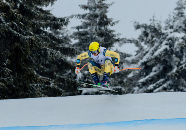 Šveđanka Neslund i Nemac Hronek pobednici prve trke Svetskog kupa u skikrosu