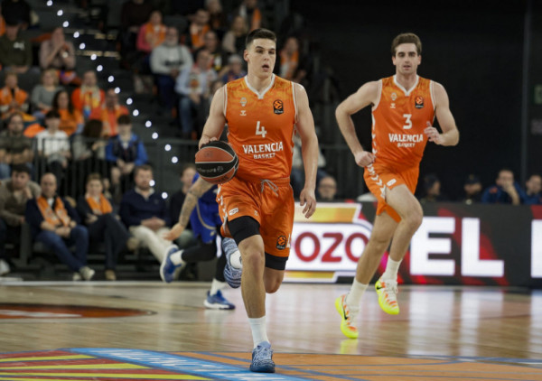 Španski košarkaš Haime Pradilja produžio ugovor sa Valensijom do 2028. godine