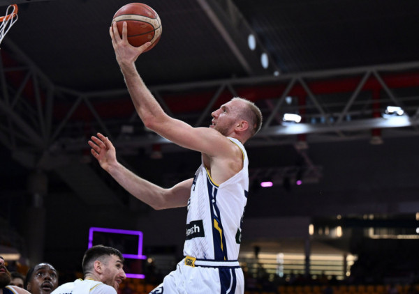 Bosna rutinirala Švajcarsku: Vrabac odličan u pobedi "zmajeva"