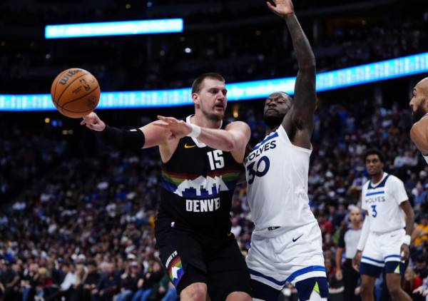 (UŽIVO) Denver - Minesota: NBA derbi večeri na TV Arena sport